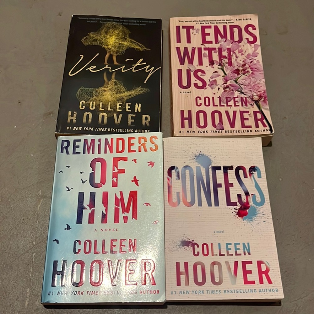 Colleen Hoover book bundle